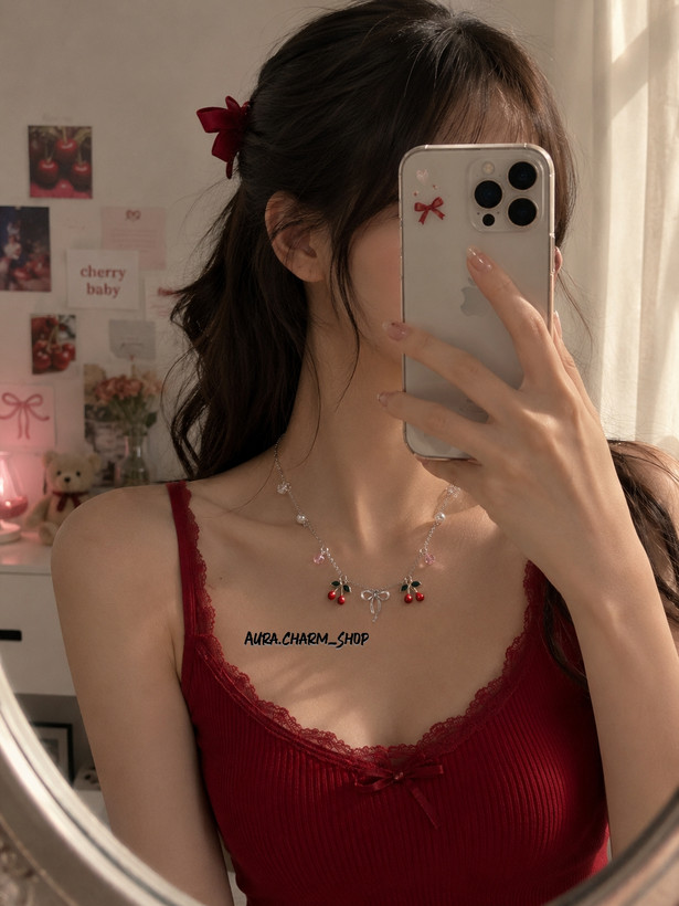 گردنبند مینیمال Cherry bliss سبک و شریک